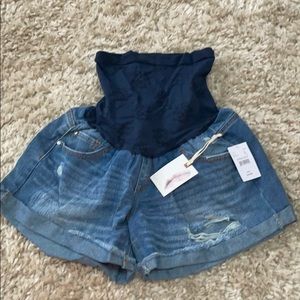 NWT Jessica Simpson maternity shorts